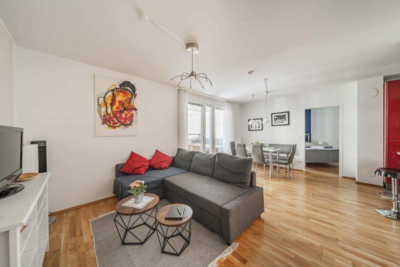 17 C&J'S Apartment Вена Экстерьер фото