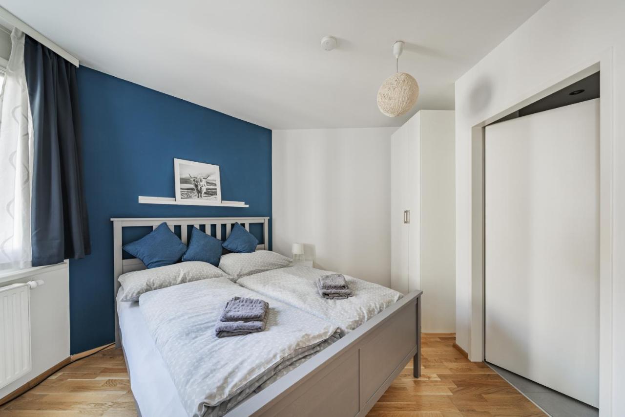 17 C&J'S Apartment Вена Экстерьер фото